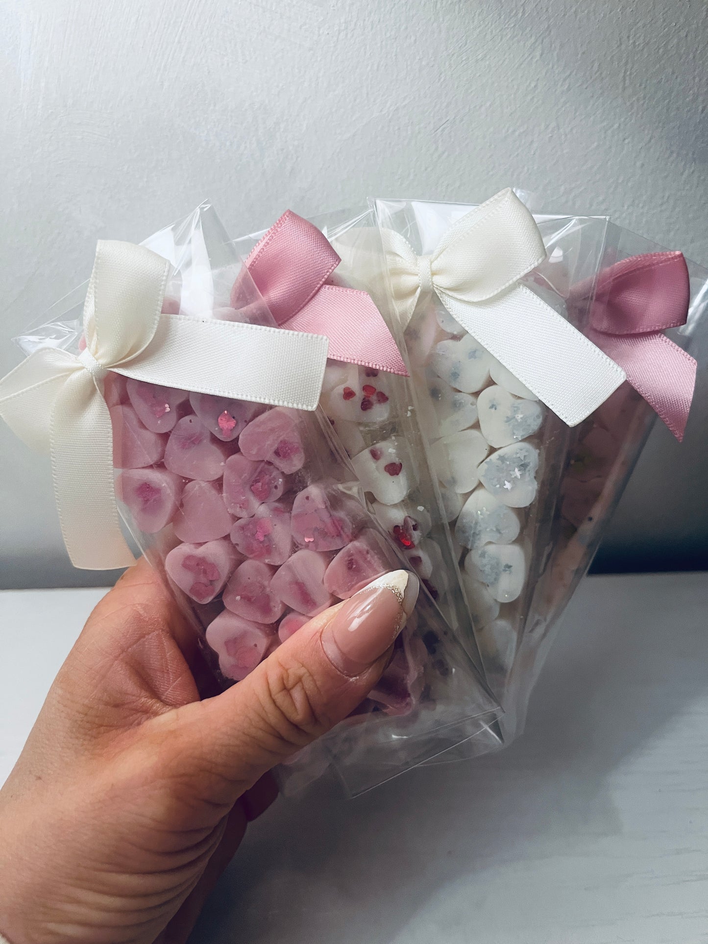 50x Mini Hearts