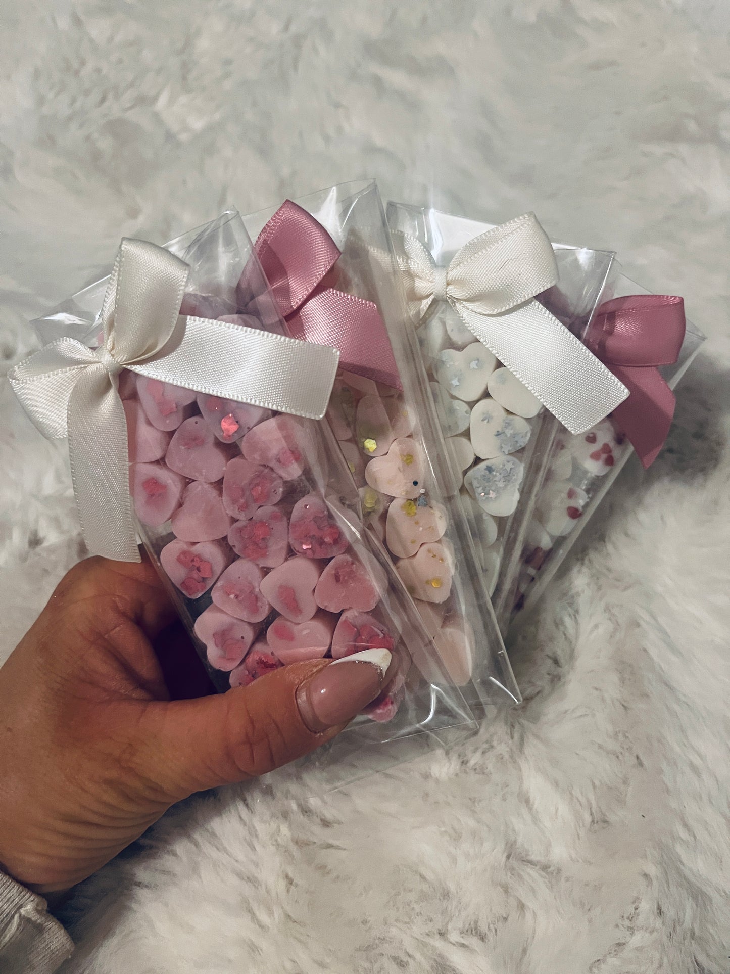 50x Mini Hearts